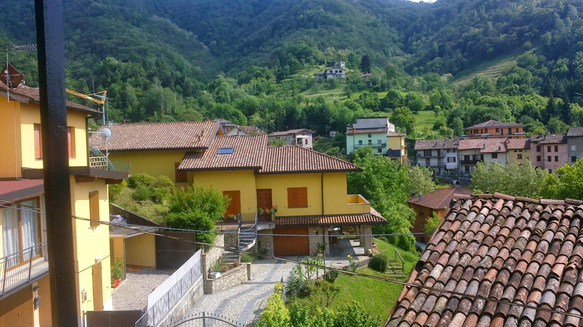 Apartament Cute Little Flat With View, 20 Mins To Bgy Airport Pradalunga Zewnętrze zdjęcie